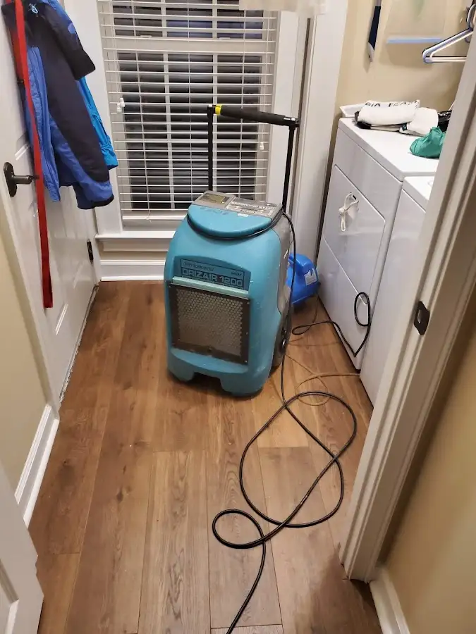 Commercial dehumidifier deployed for Flood Damage Cleanup in Tallahassee